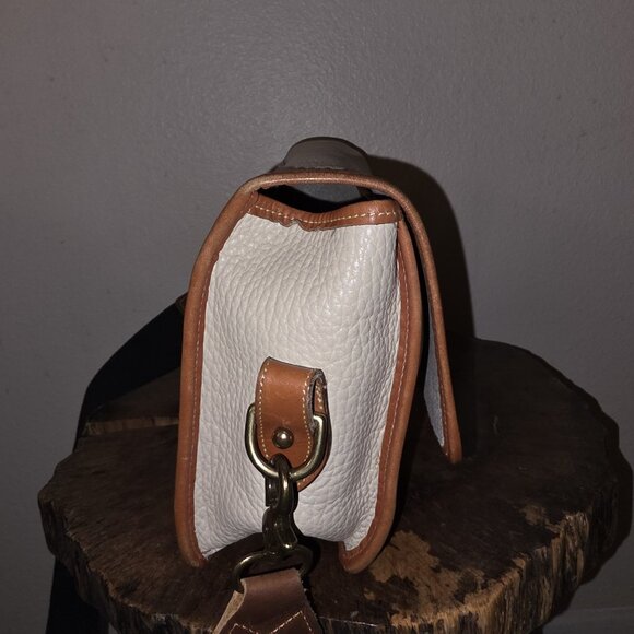 Vintage Dooney & Bourke Surrey Crossbody AWL Cream Tan USA + Boho Strap - Picture 16 of 16